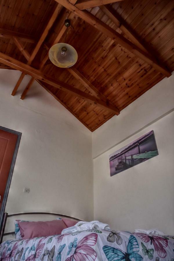 Appartamento Cozy Loft Mesolóngion Esterno foto