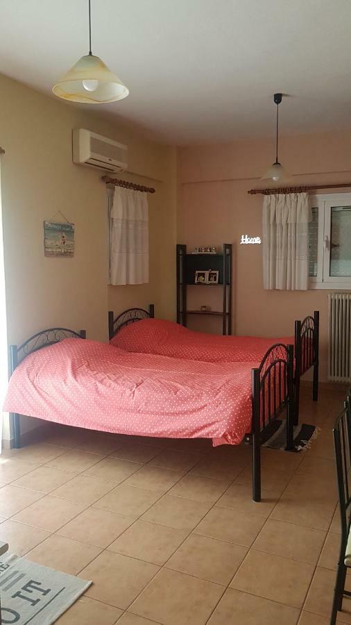 Appartamento Cozy Loft Mesolóngion Esterno foto