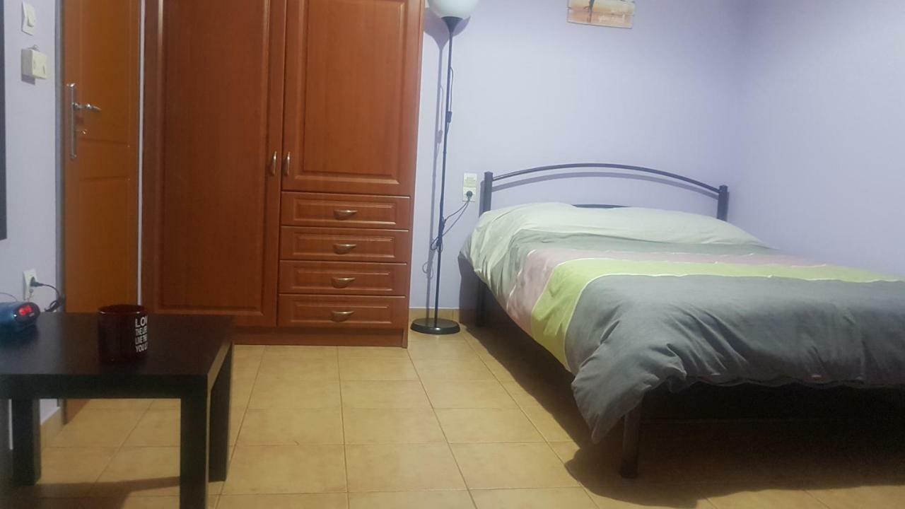 Appartamento Cozy Loft Mesolóngion Esterno foto
